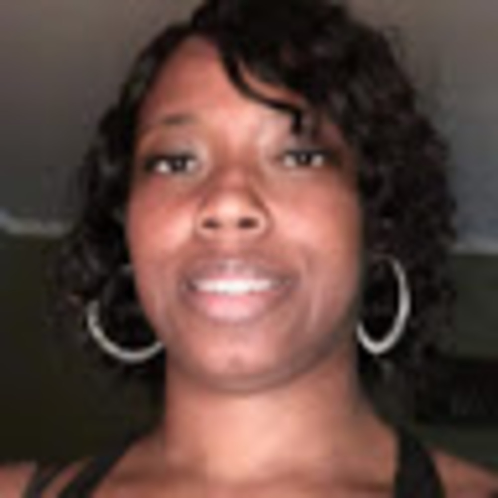 Meet your Posher, Lenoria